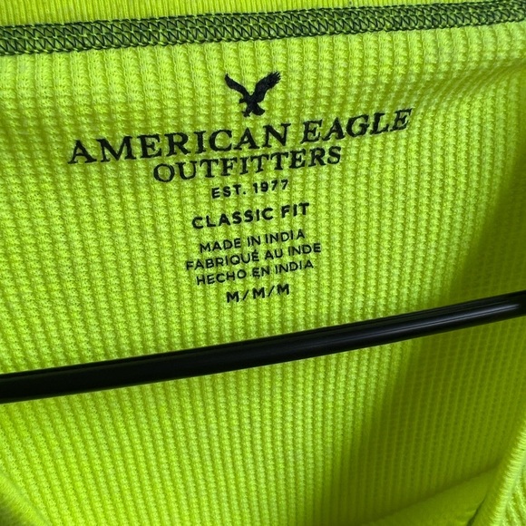 American Eagle Outfitters Bright Yellow Classic Fit Shirt - Picture 4 of 6